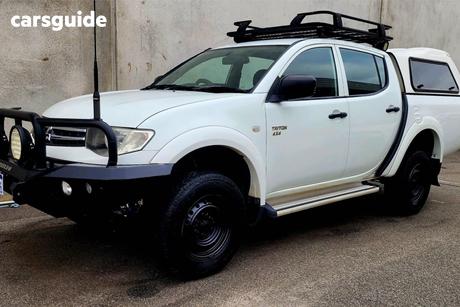 White 2011 Mitsubishi Triton Double Cab Utility Glx (4X4)