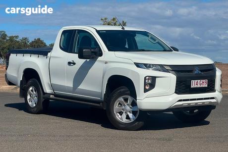 White 2022 Mitsubishi Triton Club Cab Pickup Glx+ (4X4)