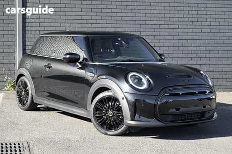 Black 2022 Mini Cooper Hatchback Se Classic 3D Hatch