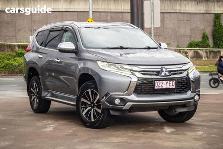 Grey 2018 Mitsubishi Pajero Sport Wagon Gls (4X4) 7 Seat