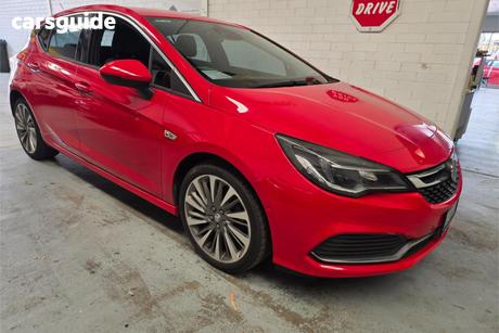 Red 2018 Holden Astra Hatchback Rs-V