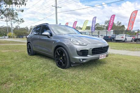 Grey 2015 Porsche Cayenne Wagon Diesel