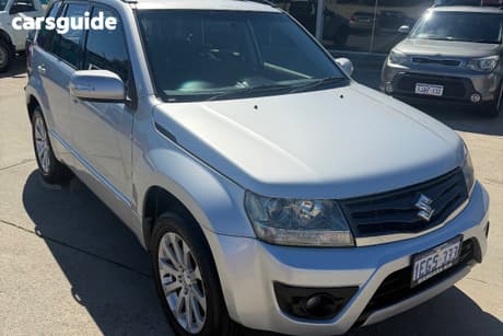 Silver 2013 Suzuki Grand Vitara Wagon Prestige (4X4)
