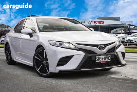 White 2017 Toyota Camry Sedan Sx V6
