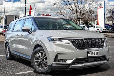Silver 2022 Kia Carnival Wagon S
