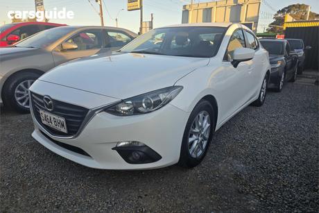 White 2015 Mazda 3 Sedan Maxx