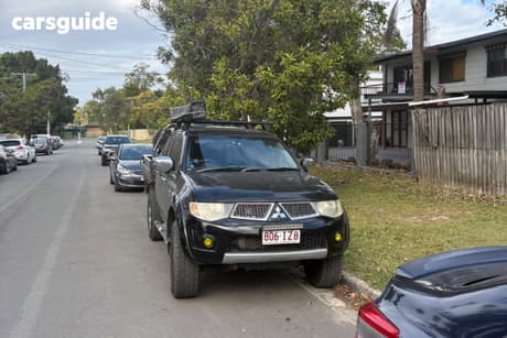 Black 2011 Mitsubishi Triton Double Cab Utility Glx-R (4X4)