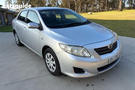 Silver 2008 Toyota Corolla Sedan Ascent