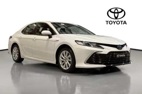 White 2024 Toyota Camry Sedan Ascent