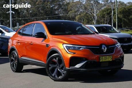 Orange 2022 Renault Arkana Coupe R.S. Line
