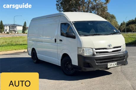 White 2010 Toyota HiAce Van Slwb