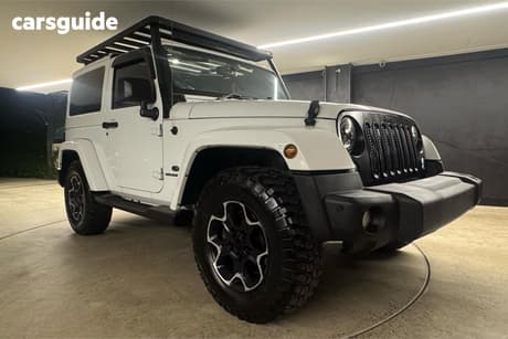 White 2016 Jeep Wrangler Hardtop Overland (4X4)