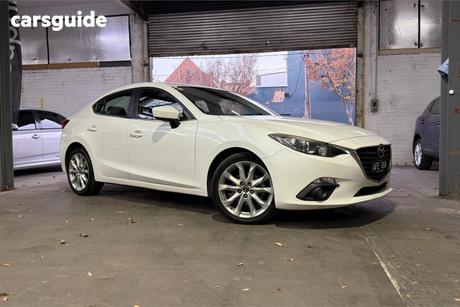 White 2015 Mazda 3 Sedan Sp25