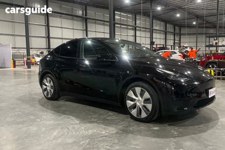 Black 2023 Tesla Model Y Wagon Rear-Wheel Drive