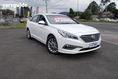 White 2014 Hyundai Sonata Sedan Active