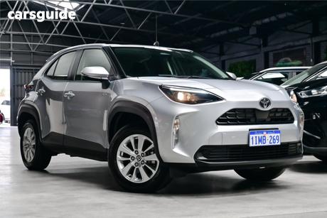 Silver 2025 Toyota Yaris Cross Wagon Gx Hybrid