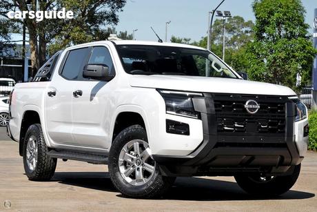 White 2026 Nissan Navara Dual Cab Pick-up St (4X4)