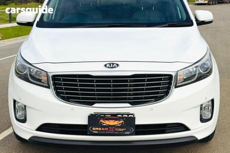 White 2017 Kia Carnival Wagon Sli