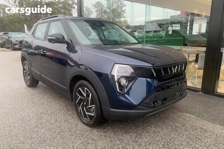 Blue 2025 Mahindra Xuv 3Xo Wagon Ax7L