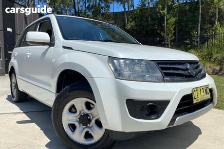 White 2012 Suzuki Grand Vitara Wagon Urban (4X2)