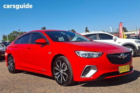 2018 Holden Commodore Liftback Rs