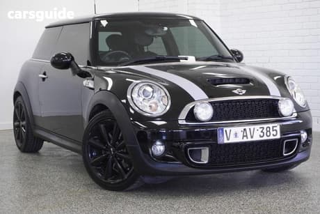 Black 2013 Mini Cooper Hatchback S