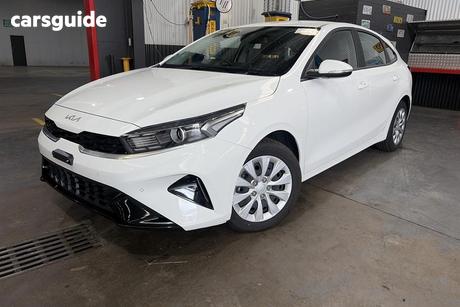White 2024 Kia Cerato Hatchback S