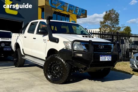 White 2012 Toyota Hilux Dual Cab Pick-up Sr (4X4)