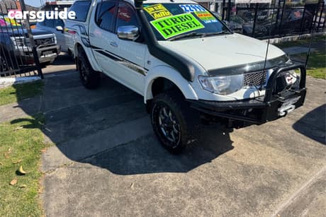 White 2015 Mitsubishi Triton Double Cab Utility Glx-R (4X4)