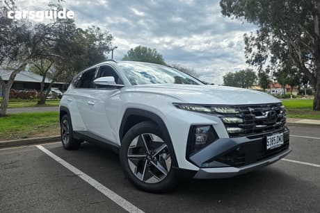 White 2026 Hyundai Tucson Wagon Elite Hybrid (Fwd)