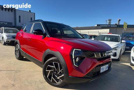 Red 2025 Mahindra Xuv 3Xo Wagon Ax7L
