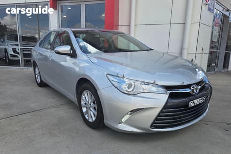 Silver 2017 Toyota Camry Sedan Altise