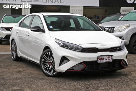 White 2022 Kia Cerato Sedan Gt