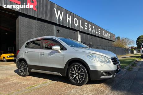 Silver 2015 Suzuki S-Cross Wagon Glx (4X2)