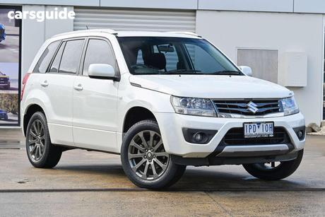 White 2016 Suzuki Grand Vitara Wagon Sports (4X4)