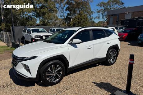 White 2023 Hyundai Tucson Wagon Elite (Fwd)