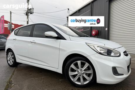 White 2017 Hyundai Accent Hatchback Sport