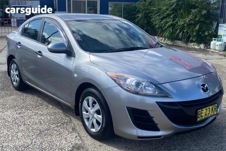 Silver 2009 Mazda 3 Sedan Neo