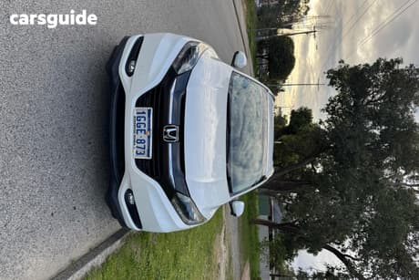 White 2017 Honda HR-V Wagon Vti-S