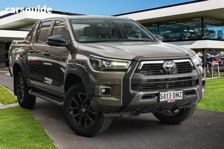 Bronze 2021 Toyota Hilux Double Cab Pick Up Rogue (4X4)