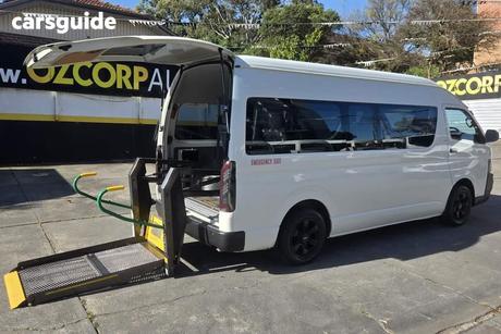 White 2010 Toyota HiAce Bus Commuter