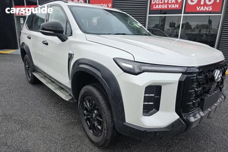 White 2025 LDV D90 Wagon Executive (2Wd)