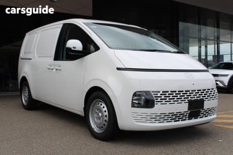 White 2026 Hyundai Staria Van Load 2S 1.6 Hev Liftback