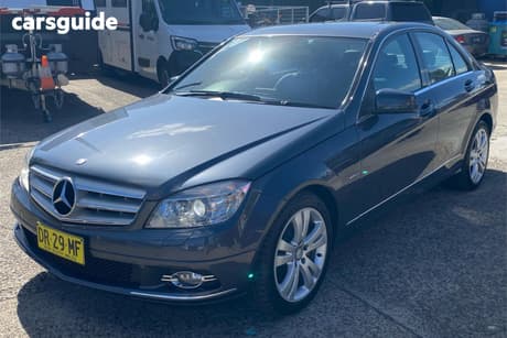 Grey 2008 Mercedes-Benz C220 Sedan Cdi Classic