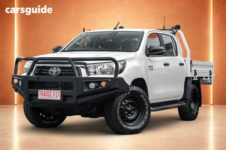 White 2020 Toyota Hilux Ute Tray SR DUAL CAB