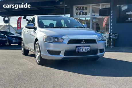 Silver 2009 Mitsubishi Lancer Sedan Es
