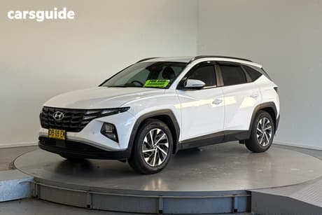 White 2021 Hyundai Tucson Wagon Elite (Awd)
