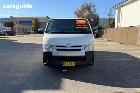 White 2017 Toyota HiAce Van Lwb