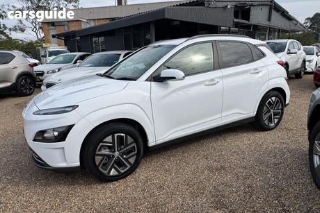 White 2022 Hyundai Kona Wagon Elite Electric Ext Range