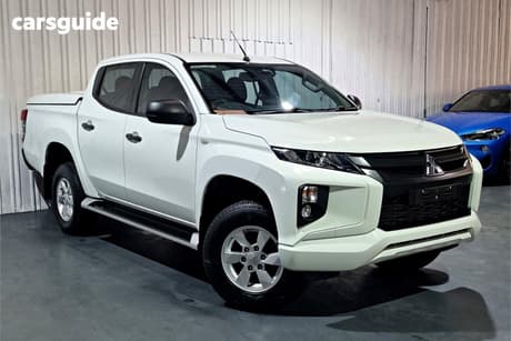 White 2021 Mitsubishi Triton Double Cab Pick Up Glx+ (4X4)